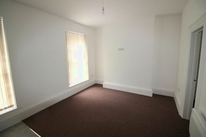 1 Bedroom Flat To Rent In New North Road, Exeter, EX4
