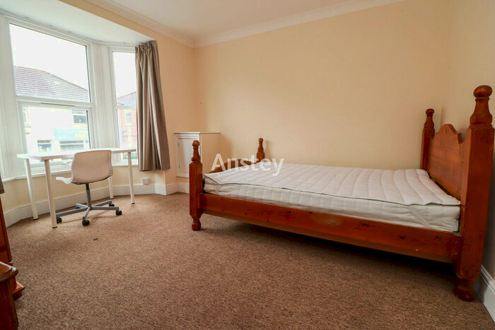 4 Bedroom Terraced House To Rent In Portswood Road, Southampton, SO17