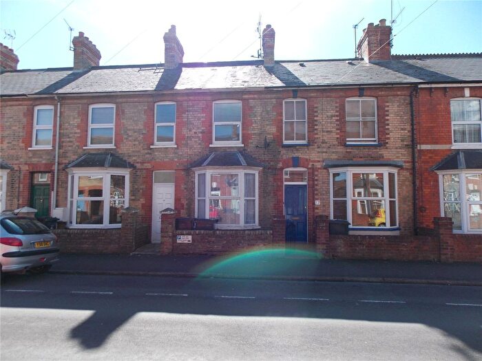 1 Bedroom Flat To Rent In Winchester Street, Taunton, Somerset, TA1