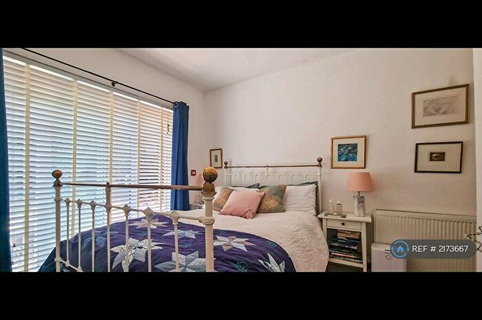 2 Bedroom Flat To Rent In Dyke Road, Brighton, BN1