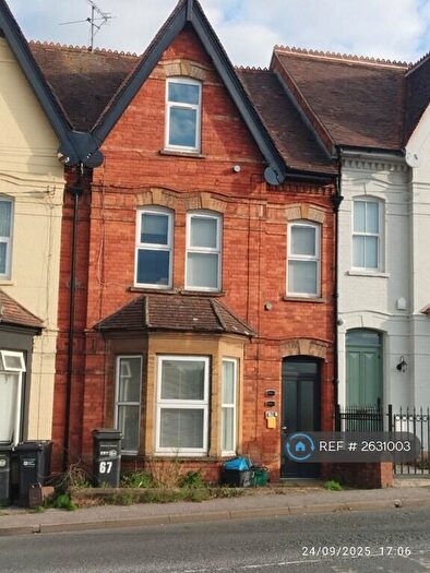 2 Bedroom Flat To Rent In Hendford Hill, Yeovil, BA20