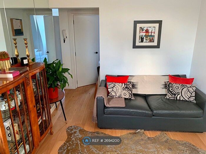 1 Bedroom Flat To Rent In Chepstow Road, Notting Hill, London, W2