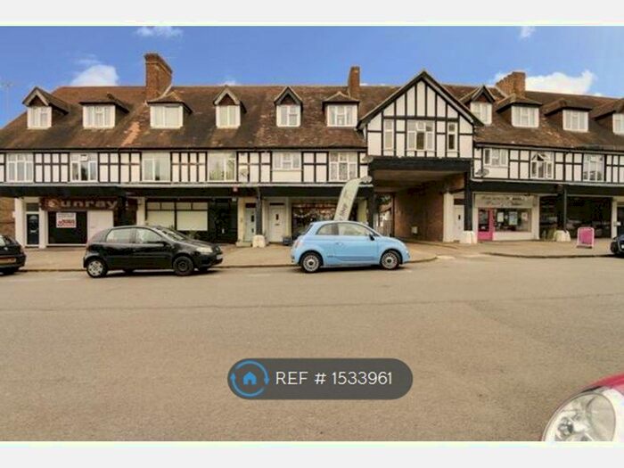 2 Bedroom Flat To Rent In Eastgate, Banstead, SM7