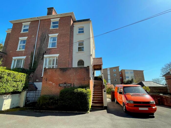 2 Bedroom Flat To Rent In Elm Grove Road, Salisbury, SP1