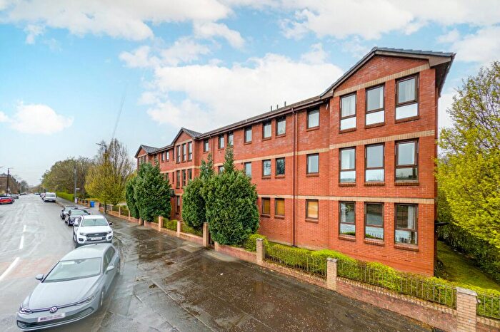 2 Bedroom Apartment For Sale In Fotheringay Road, Pollokshields, G41