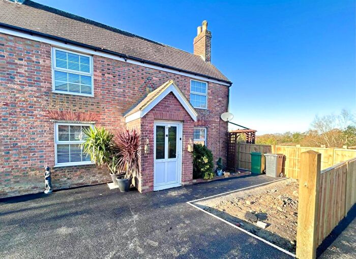 2 Bedroom Semi-Detached House For Sale In Rock Lane, Hastings, TN35