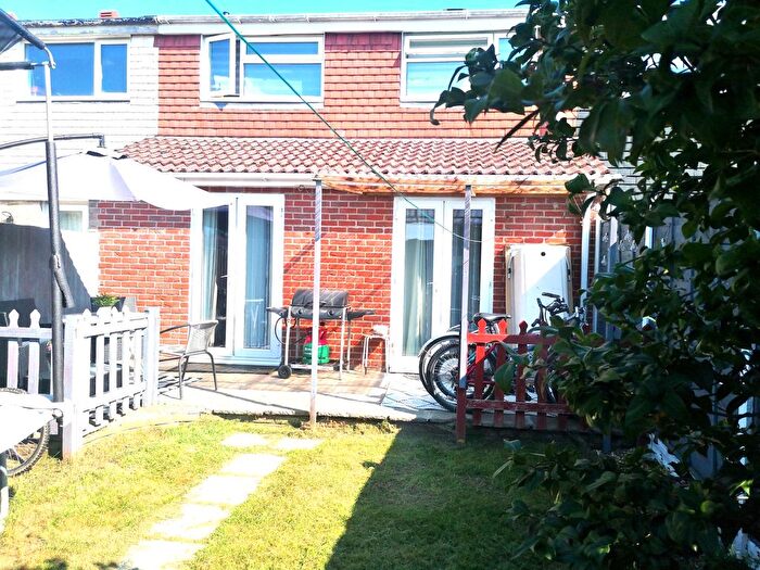 2 Bedroom Property To Rent In Lower Brownhill Road, Southampton, SO16