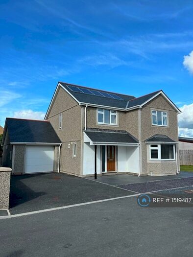 3 Bedroom Detached House To Rent In Bro Gwystl, Y Ffor, Pwllheli, LL53
