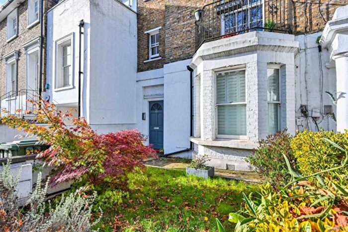 1 Bedroom Flat To Rent In Southgate Road, De Beauvoir Town, London, N1