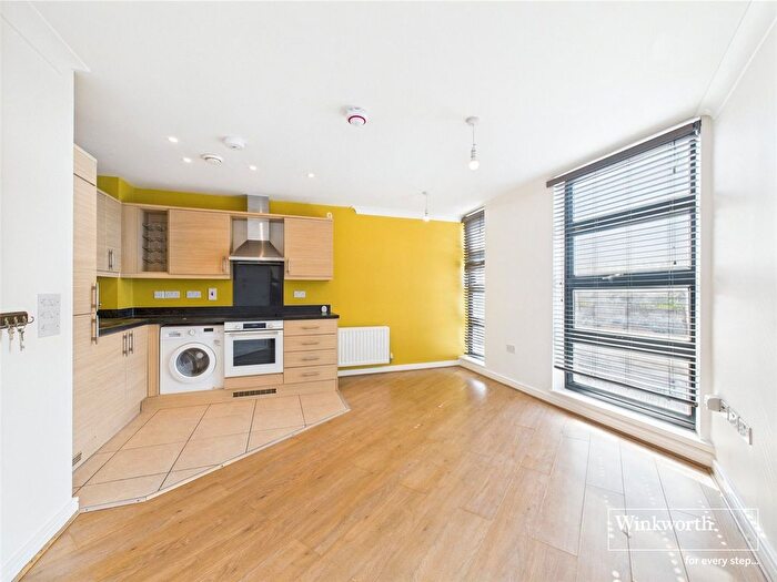 1 Bedroom Flat To Rent In Azure Court, Kingsbury Road, Kingsbury, London, NW9