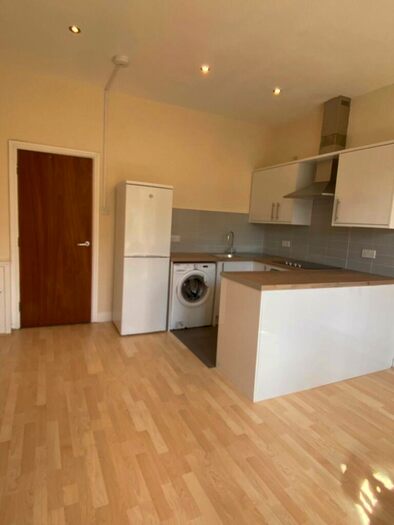 1 Bedroom Flat To Rent In Mauldeth Road West, Manchester, M20