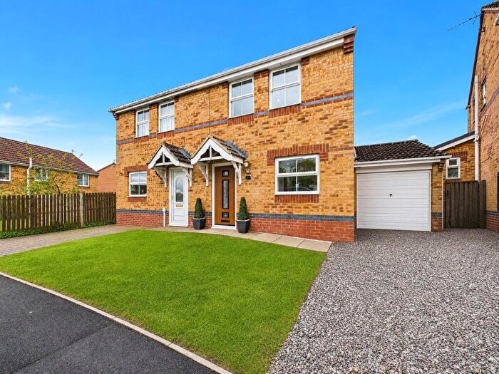 3 Bedroom Semi Detached House For Sale In Chaucer Drive, Crook, Durham, DL15