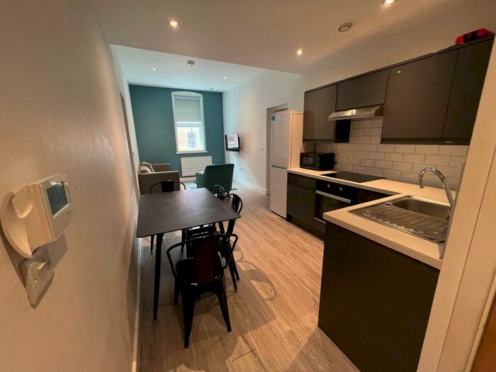 2 Bedroom Apartment To Rent In Huttons Buildings, West Street, Sheffield, S1