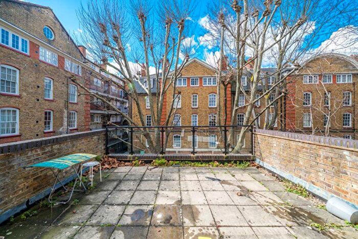 1 Bedroom Flat To Rent In Leather Lane, London, EC1N