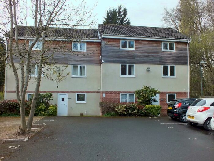 8 Bedroom Private Hall To Rent In Links View Student Halls, Harborne, Birmingham, B17