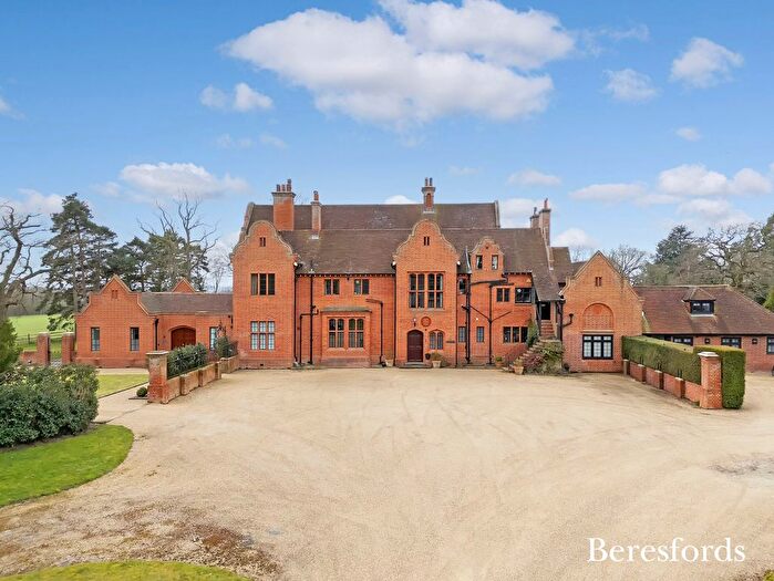 3 Bedroom Flat For Sale In Beggar Hill, Fryerning, CM4