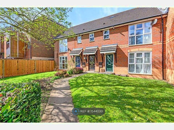 1 Bedroom Maisonette To Rent In Wey View Court, Guildford, GU1