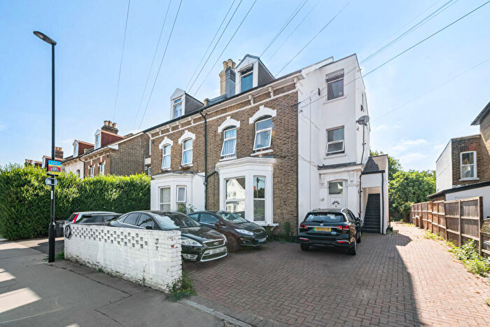 1 Bedroom Maisonette For Sale In Prince Road, London, SE25