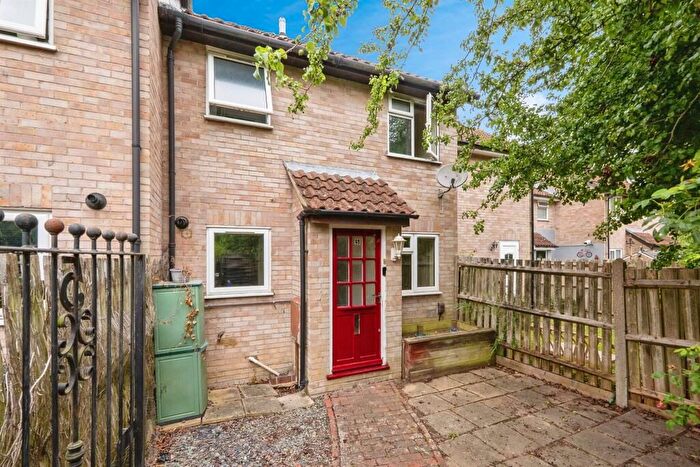 1 Bedroom Property To Rent In Mead Walk, Ashford, TN23