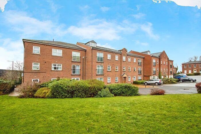 2 Bedroom Flat For Sale In St. Christophers Walk, Wakefield, West Yorkshire, WF1