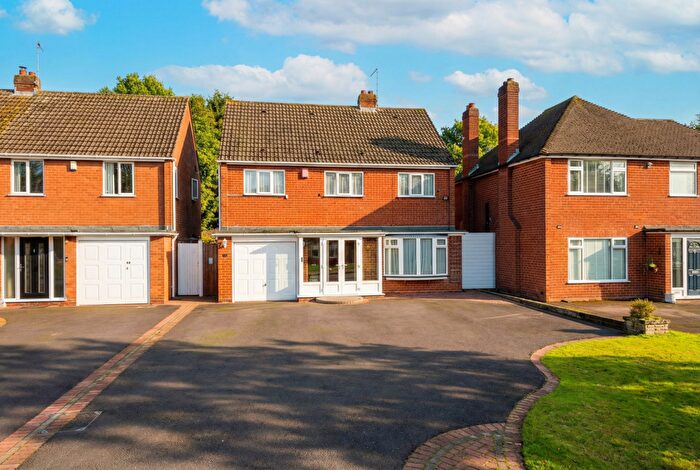 4 Bedroom Detached House For Sale In Northbrook Road, Shirley, B90