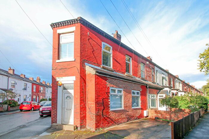 1 Bedroom Apartment To Rent In Railway Road, Urmston, Manchester, M41