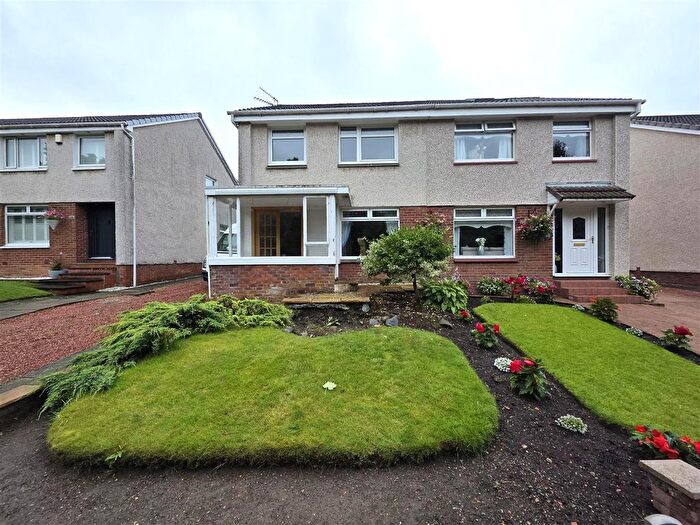 3 Bedroom Semi-Detached House To Rent In Mossneuk Drive, Mossneuk, East Kilbride, G75