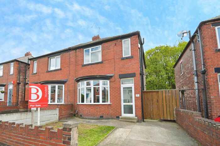 3 Bedroom Semi-Detached House For Sale In Handsworth Crescent, Sheffield, South Yorkshire, S9