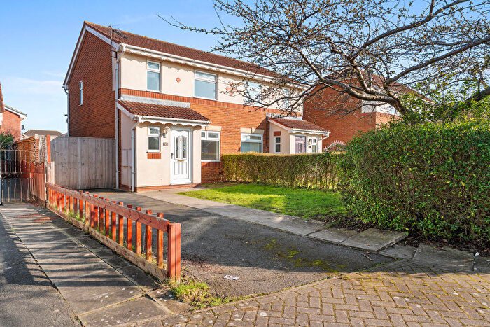 3 Bedroom Semi Detached House For Sale In Belgrave Road, Scartho Top, DN33