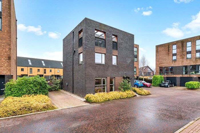 4 Bedroom Detached House For Sale In Cardiff Court, Athletes Village, Glasgow City, G40