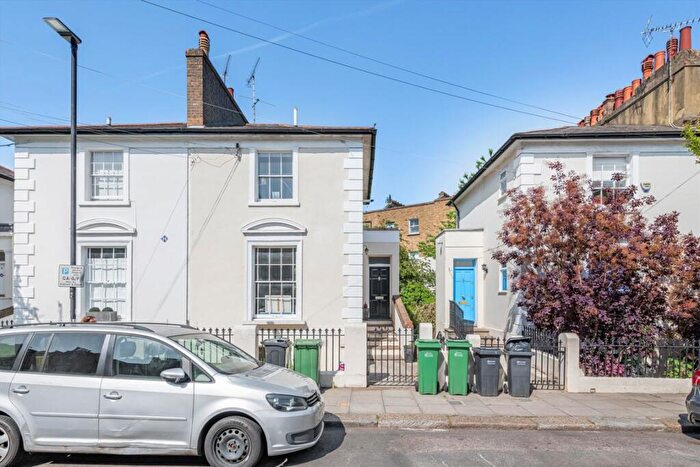 2 Bedroom Maisonette To Rent In Lyme Street, Camden, NW1