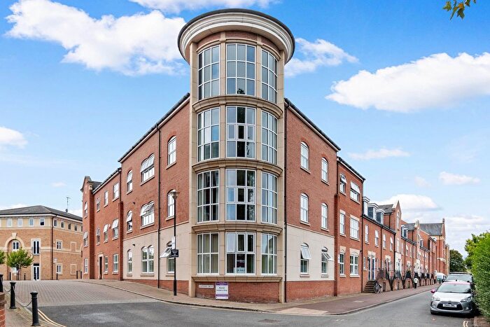 2 Bedroom Flat For Sale In Apartment, Portland Point, Armstrong Drive, Diglis, Worcester., WR1