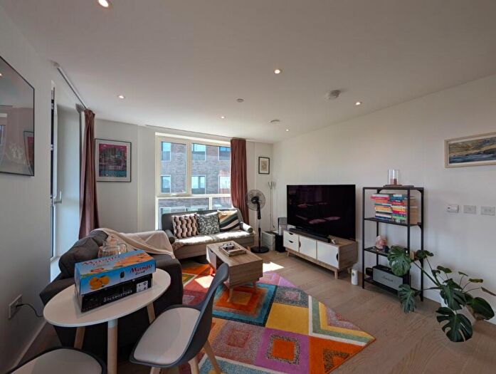 1 Bedroom Flat For Sale In Escapade Place, London, E14