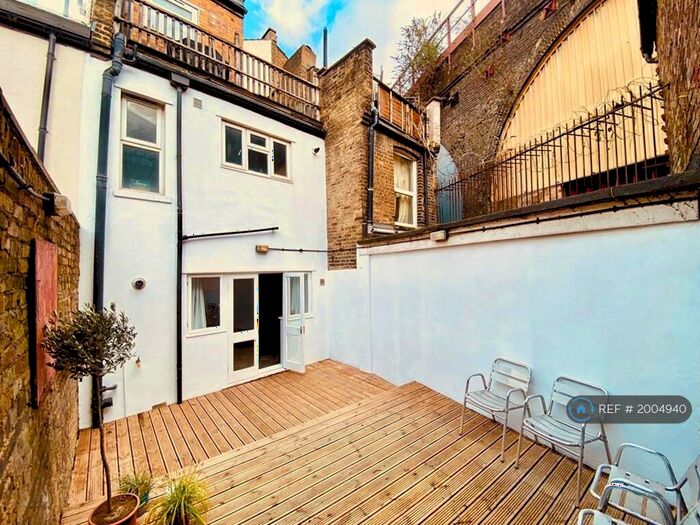 1 Bedroom Flat To Rent In Hinton Road, London, SE24