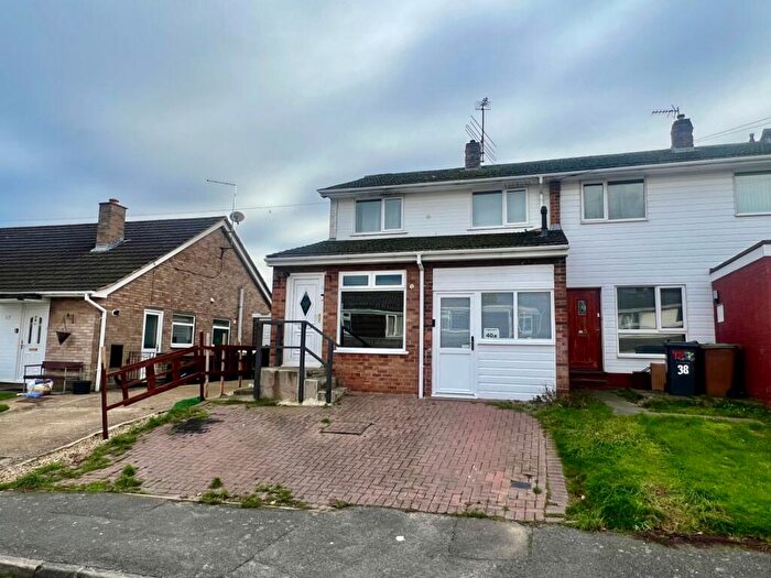 3 Bedroom End Of Terrace House For Sale In The Firs, Daventry, NN11