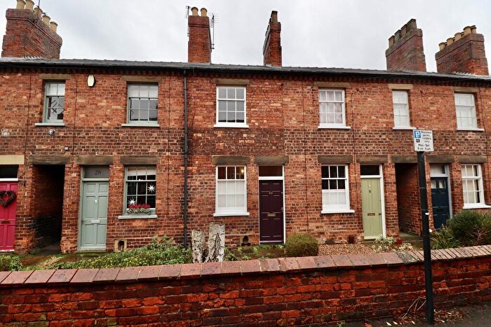 2 Bedroom Terraced House For Sale In Mill Road, Lincoln, LN1