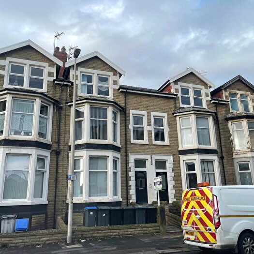 Commercial Property For Sale In Palatine Road, Blackpool, FY1