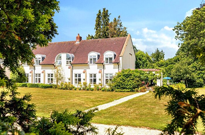 3 Bedroom Semi-Detached House For Sale In Farringdon, Devon, EX5