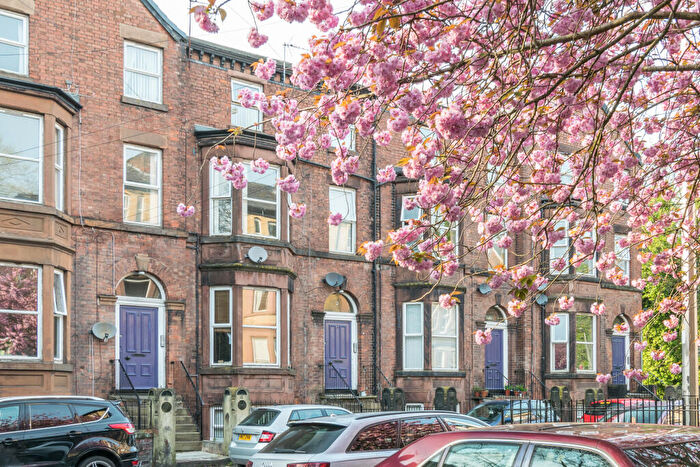 2 Bedroom Flat To Rent In Livingston Avenue, Liverpool, L17