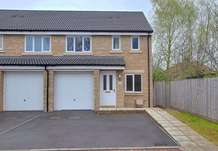 3 Bedroom Semi-Detached House To Rent In Teachers Way, Melksham, SN12