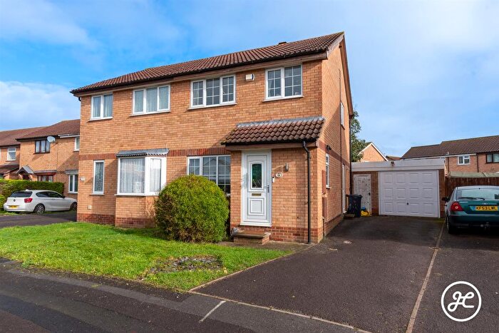 2 Bedroom Semi Detached House For Sale In Palm Tree Close, Bridgwater, TA6