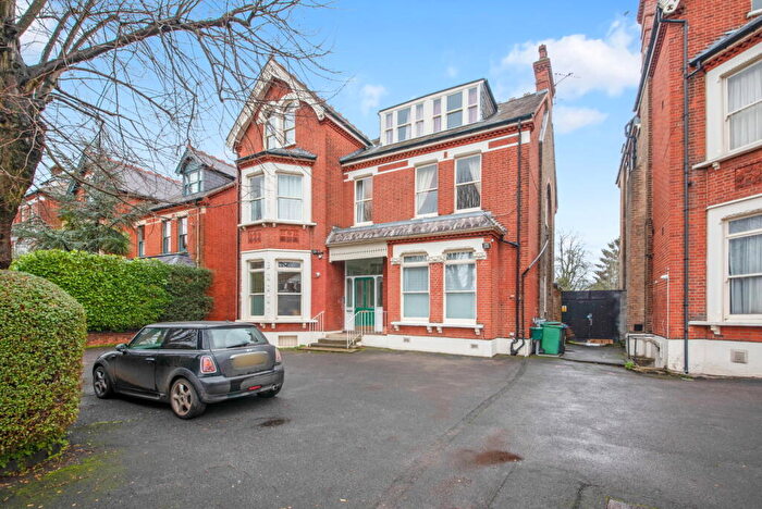 2 Bedroom Flat For Sale In Willesden Lane, NW6