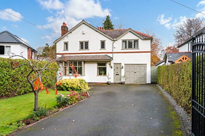 4 Bedroom Detached House For Sale In Greenfields Lane, CH3