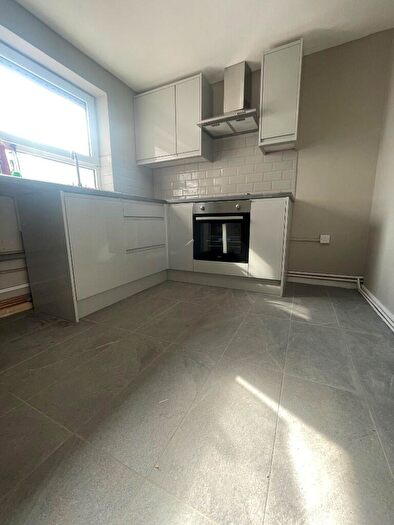 1 Bedroom Maisonette To Rent In Wilson Street, London, N21