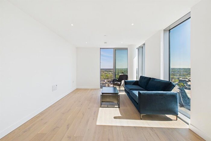 1 Bedroom Flat To Rent In The Clarendon, Watford, WD17