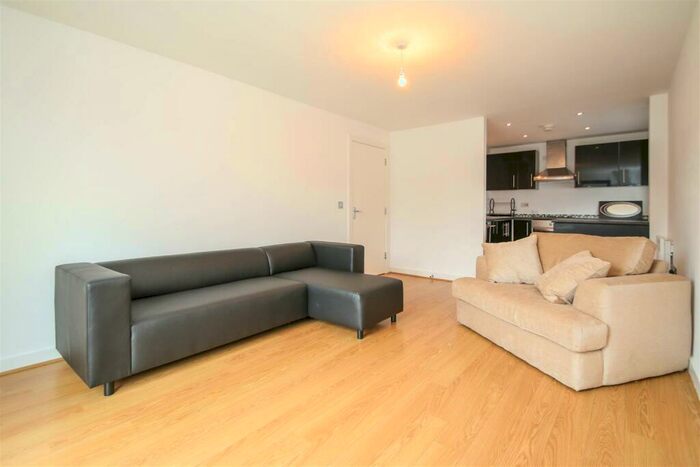 3 Bedroom Apartment To Rent In Life Building, Hulme High Street, Manchester, M15