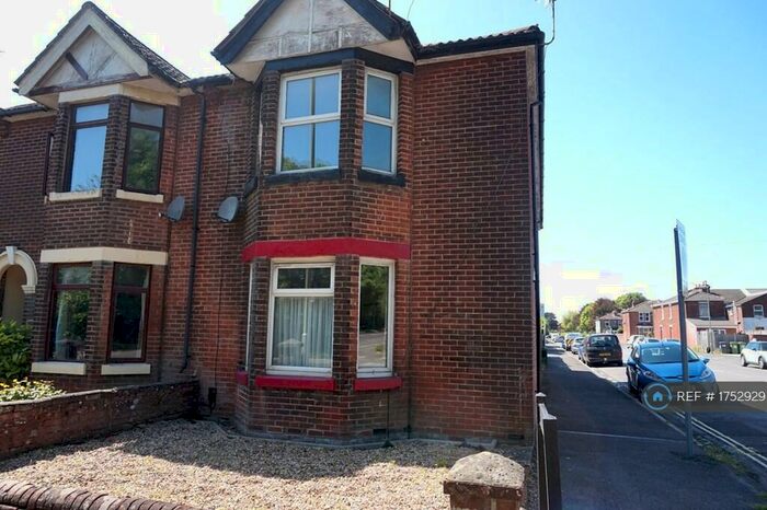 1 Bedroom Flat To Rent In Southampton Road, Eastleigh, SO50