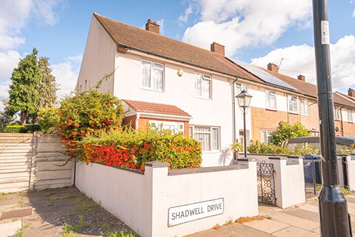 4 Bedroom Semi-Detached House To Rent In Shadwell Drive, Northolt, UB5