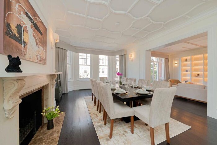 5 Bedroom Flat To Rent In Oakwood Court, London, W14