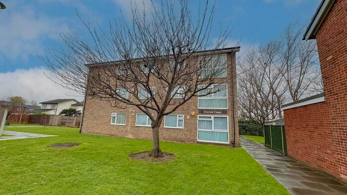 2 Bedroom Flat To Rent In Twickenham Close, Beddington, Surrey., CR0